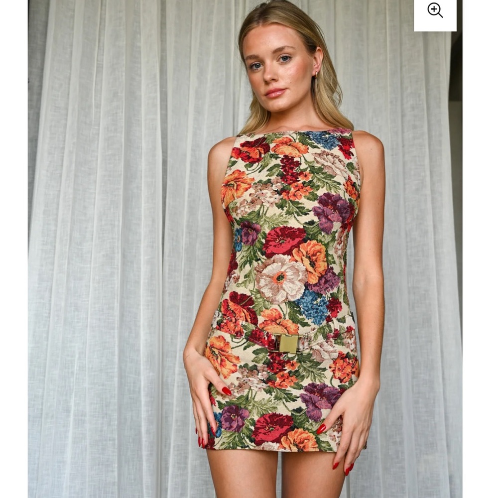 yellow the label- Danielle Buckled Dress. Small